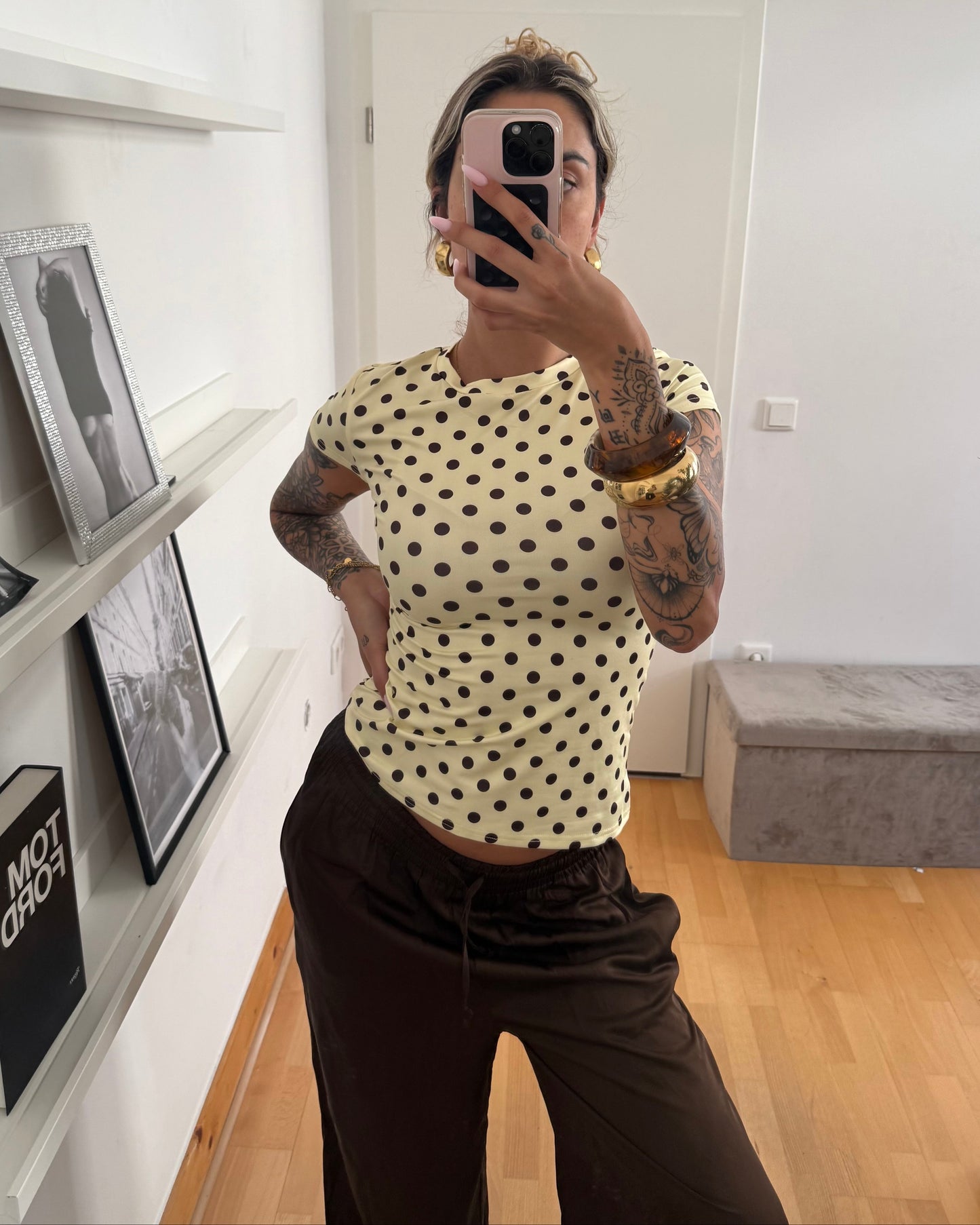 T-Shirts Punkte Butteryellow