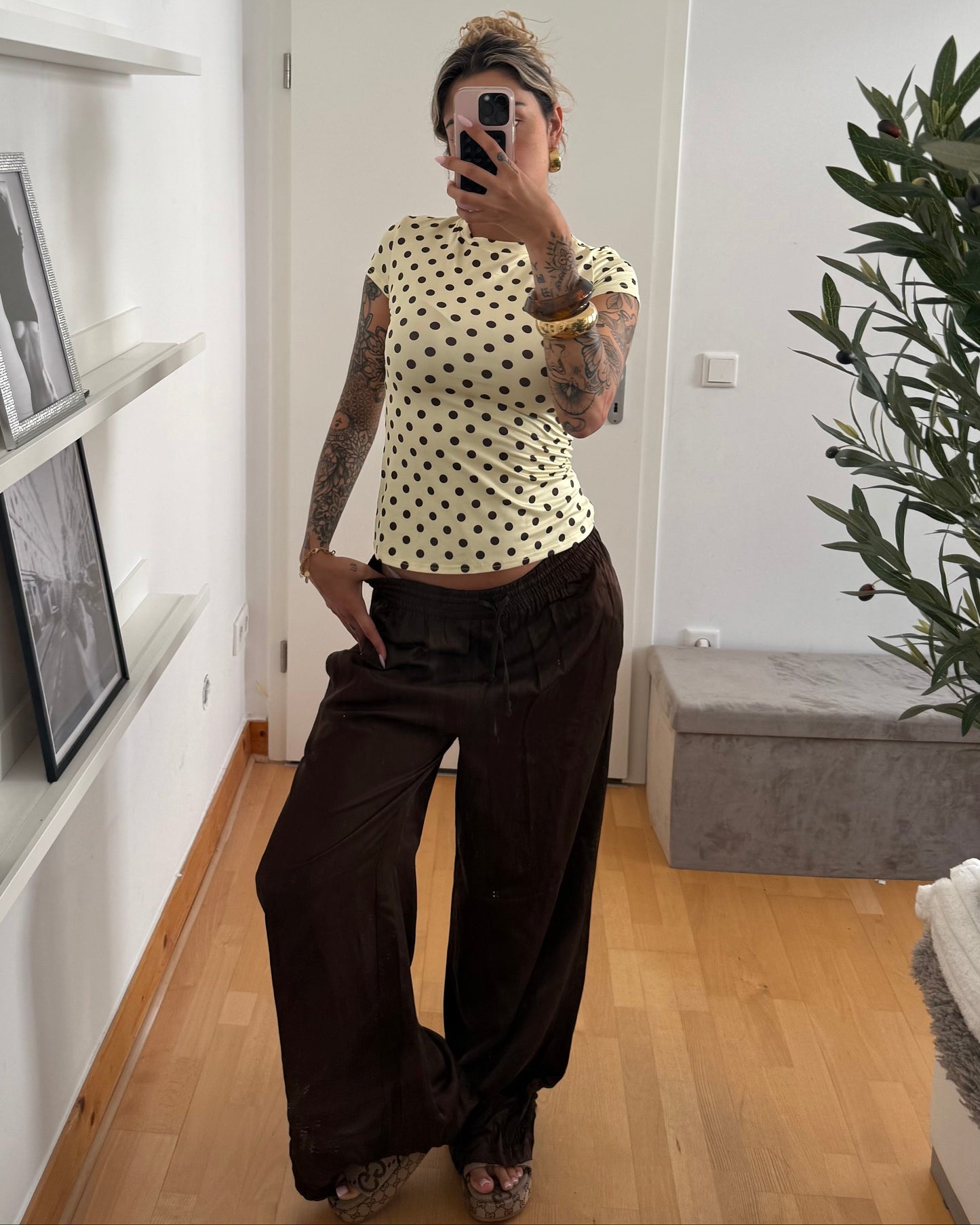 T-Shirts Punkte Butteryellow